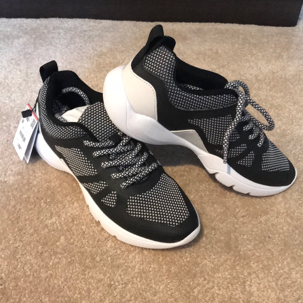 Zara Sneakers